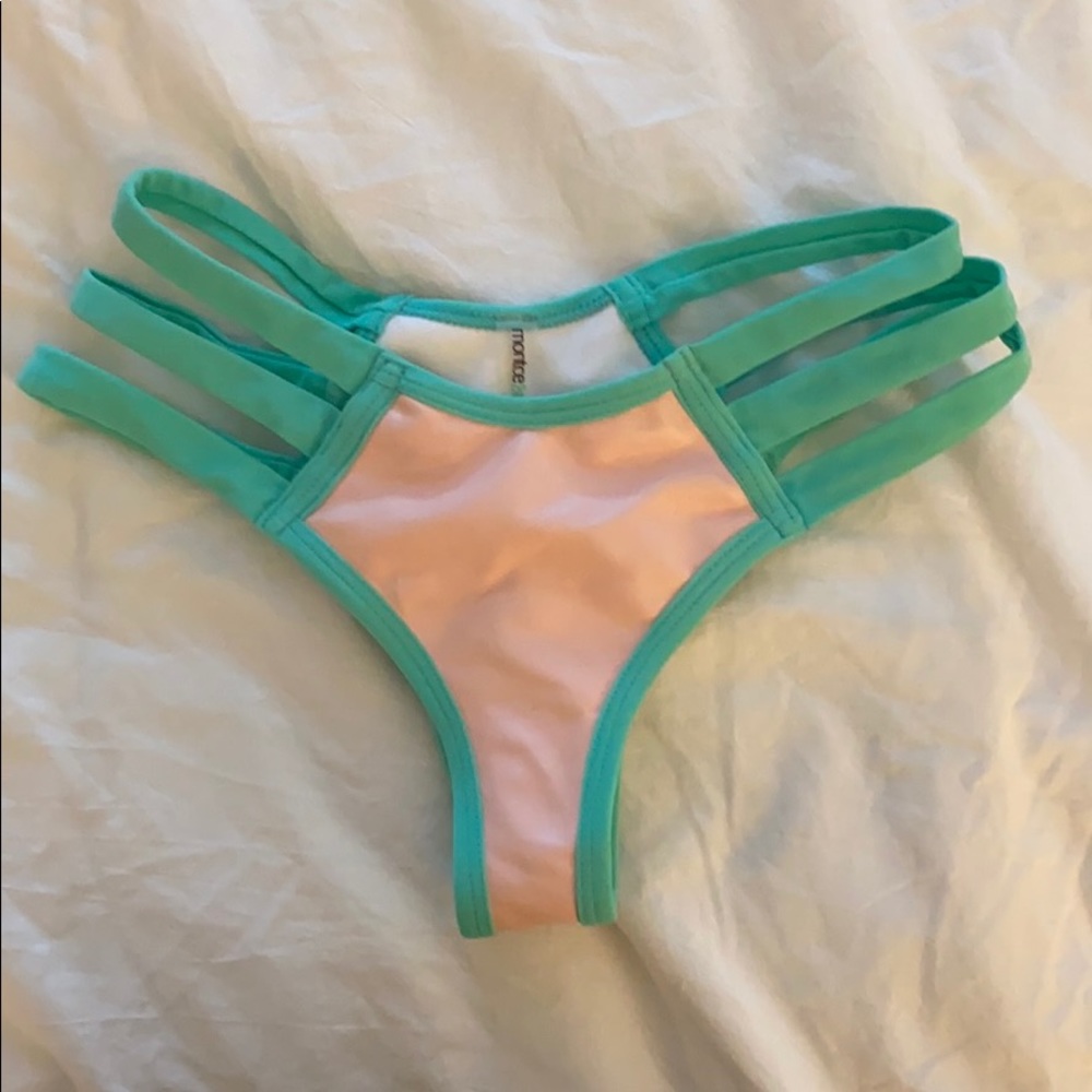 Montce swum bottom size small. Cheeky